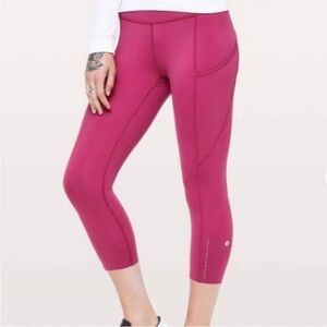 Lululemon Fast & Free 19” crop leggings. Dusty Pink Rose. Size 10. Perfect!
